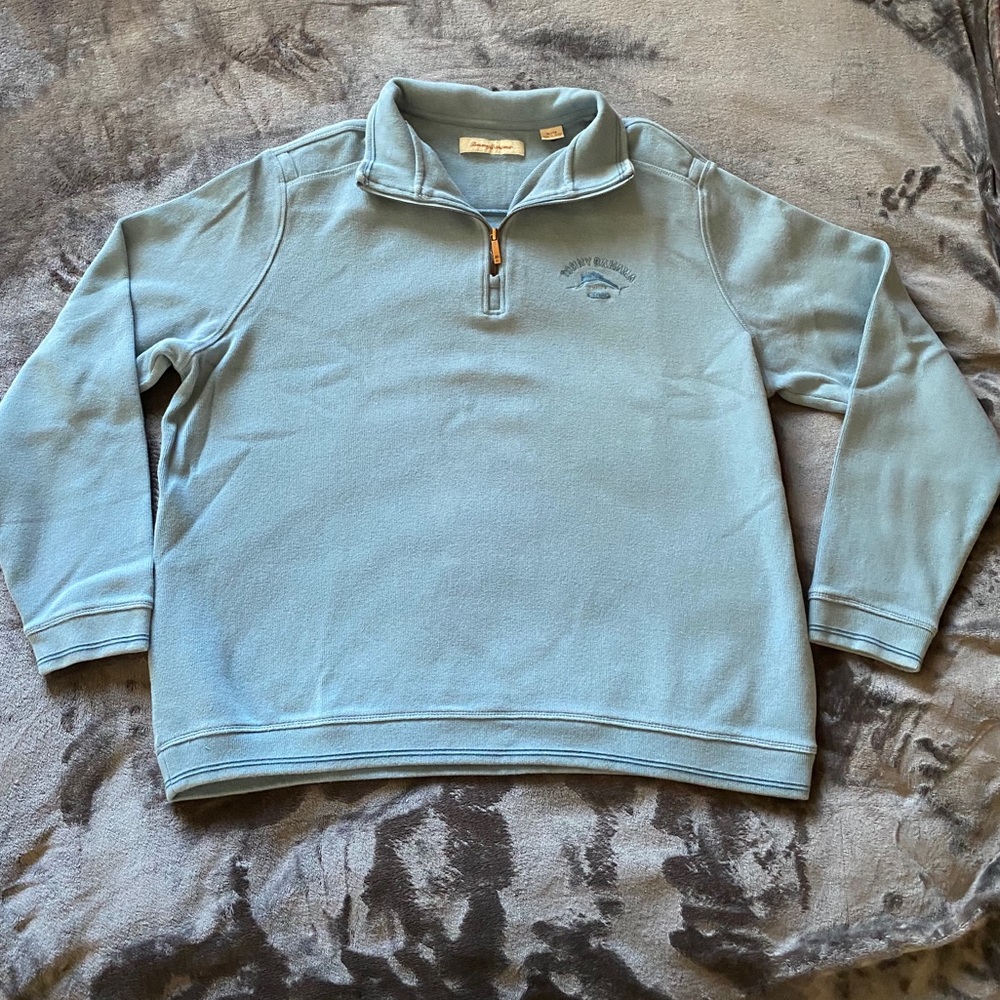 Men’s light blue Tommy Bahama quarter zip, Size XL